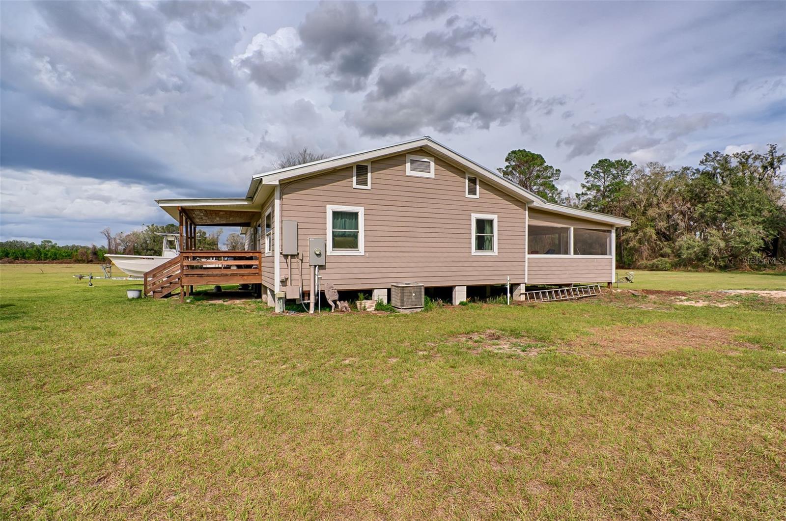 Image 14 of 61 For 19019 Sr 121