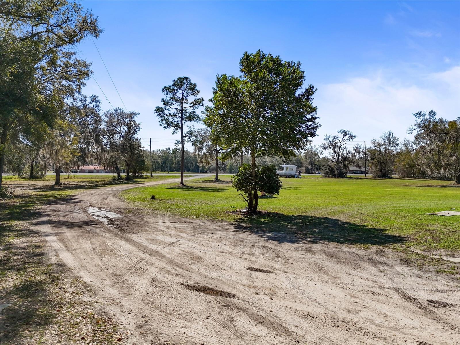 Image 11 of 19 For 945 Hathaway Avenue