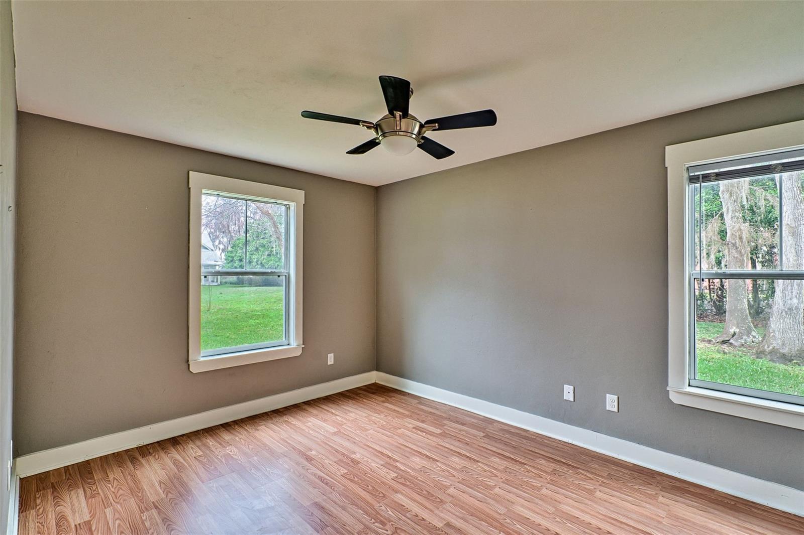 Image 18 of 49 For 6961 100th Terrace