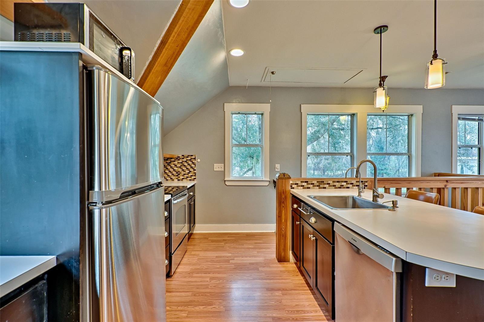 Image 7 of 49 For 6961 100th Terrace