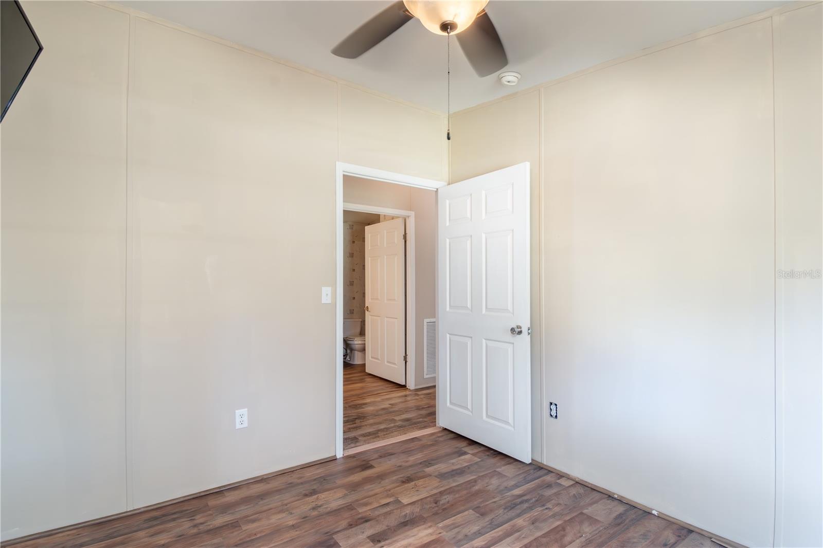 Image 16 of 40 For 218 132nd Terrace