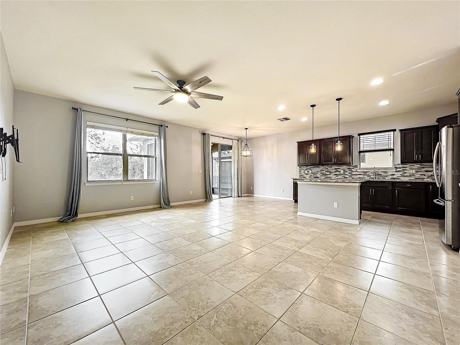 Image 16 of 62 For 4808 111th Terrace E