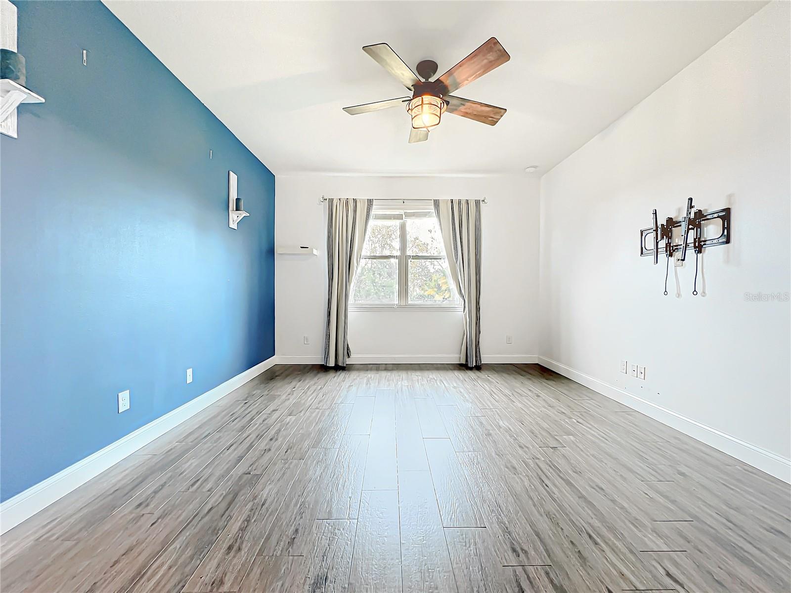 Image 24 of 62 For 4808 111th Terrace E