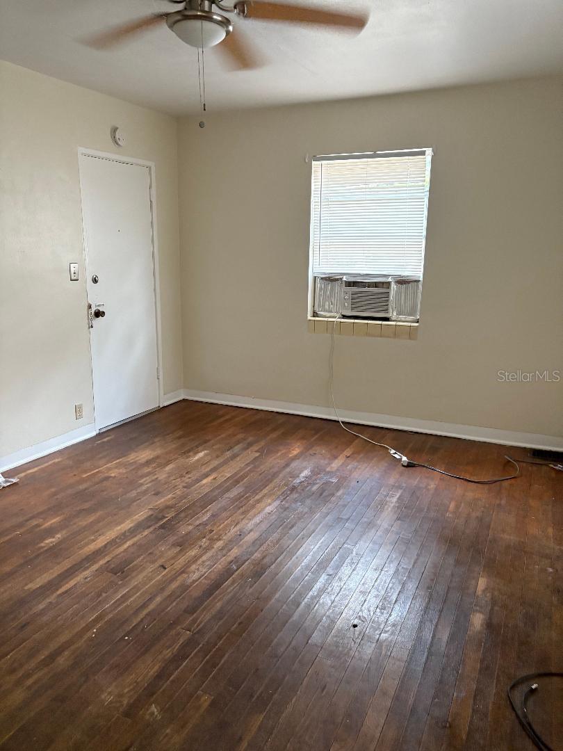 Image 4 of 5 For 1112 4th Avenue B