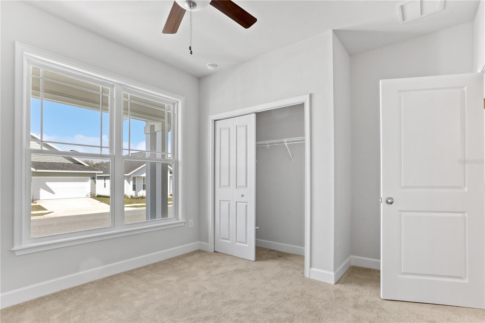 Image 2 of 14 For 12495 158 Street