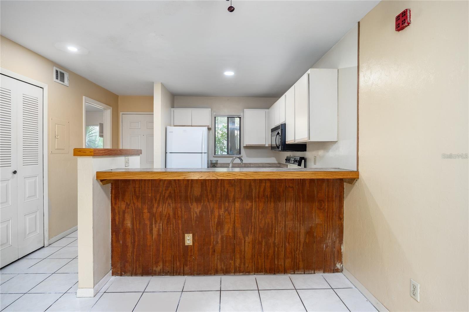 Image 11 of 22 For 127 16th Avenue S-105