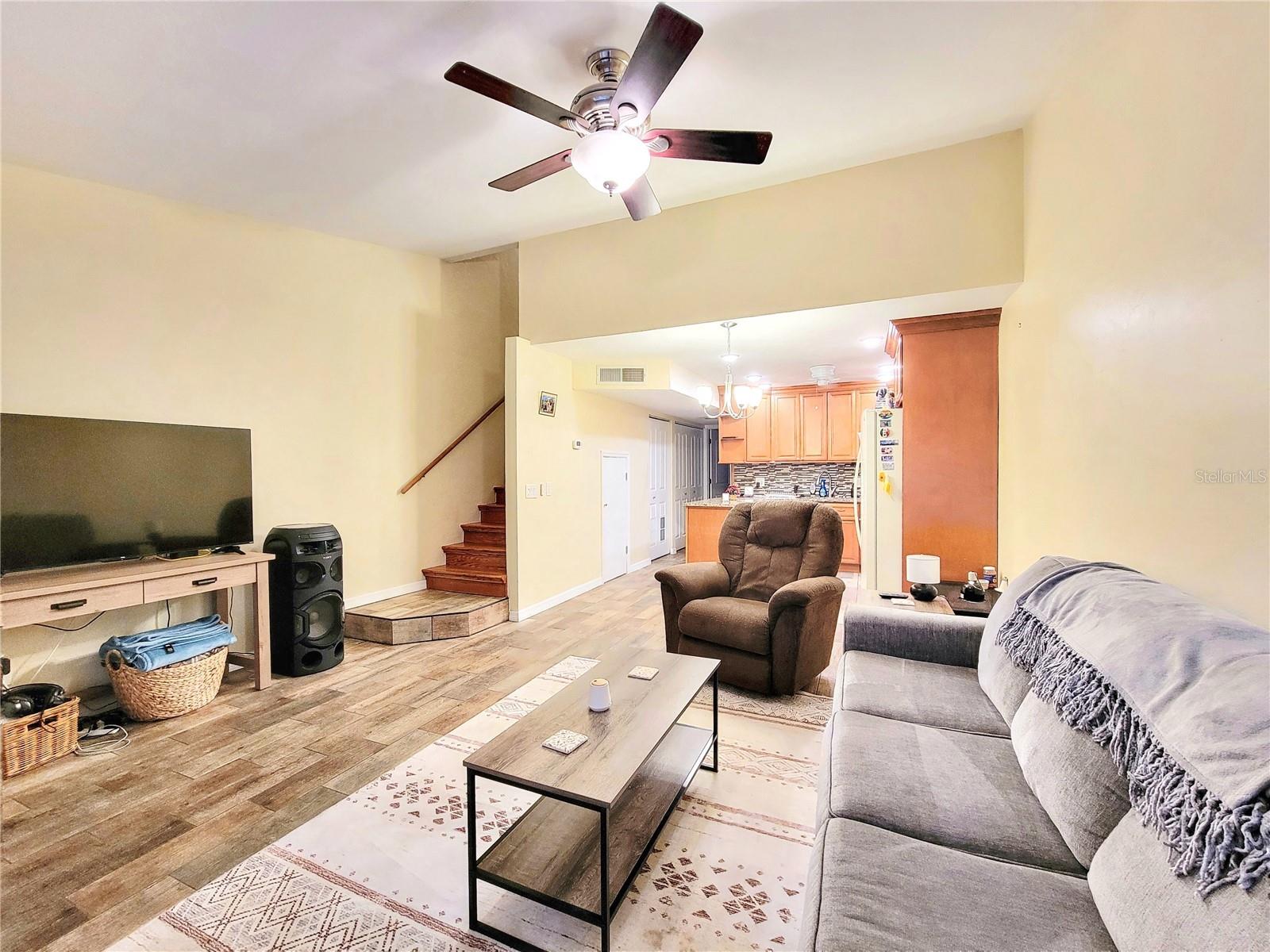 Image 7 of 21 For 2508 35th Place 18
