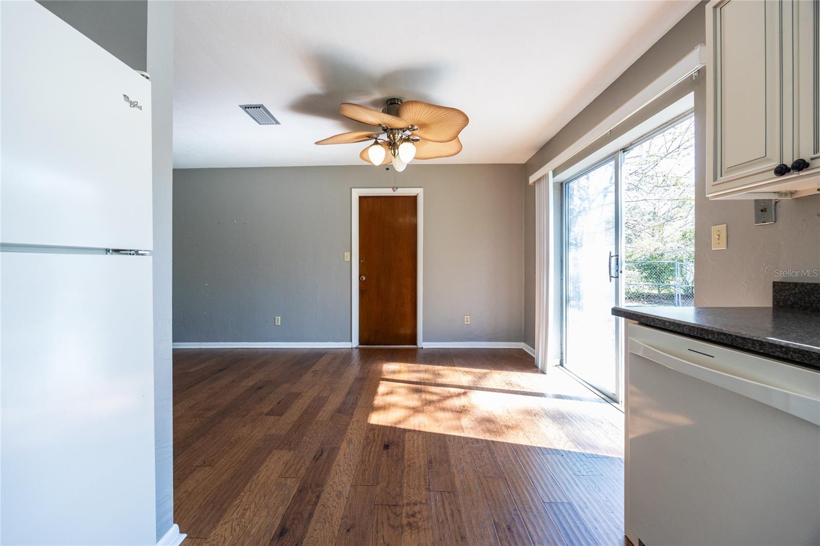 Image 15 of 35 For 6517 30th Terrace