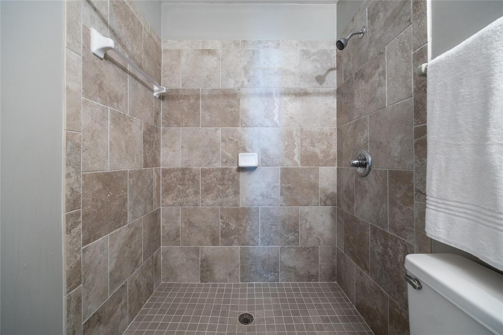 Image 27 of 35 For 6517 30th Terrace