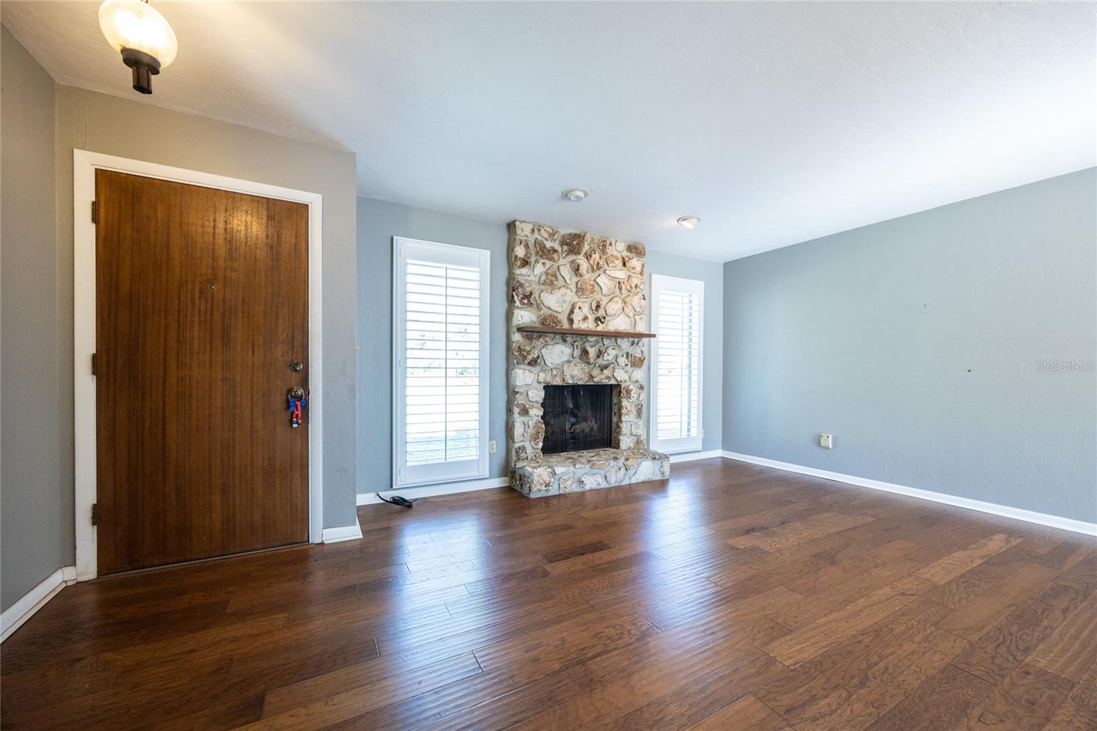 Image 7 of 35 For 6517 30th Terrace