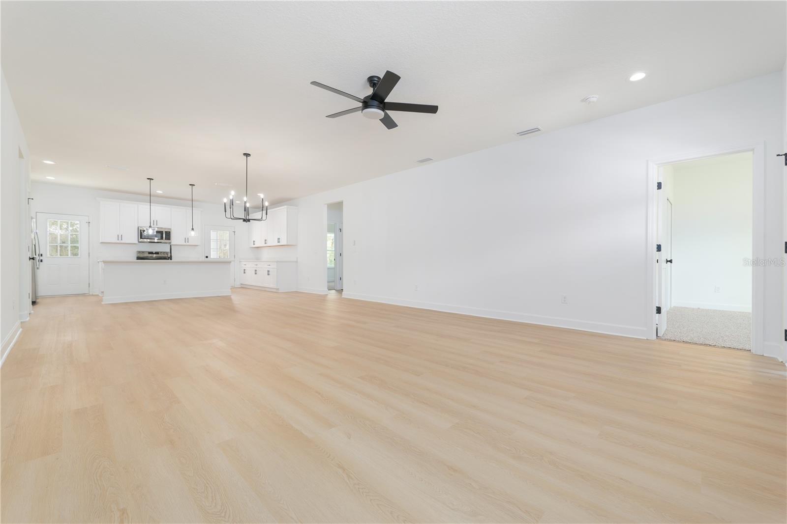 Image 17 of 30 For 4588 8th Avenue