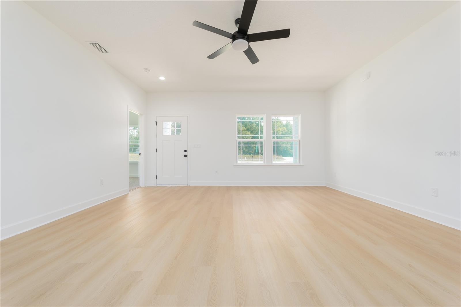 Image 22 of 30 For 4588 8th Avenue