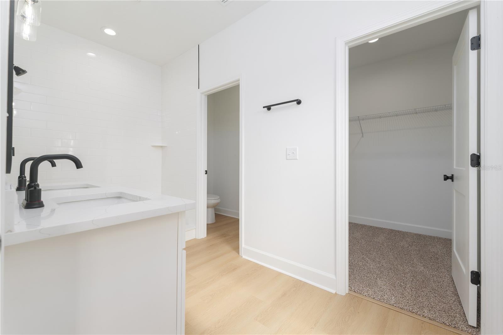 Image 6 of 30 For 4588 8th Avenue