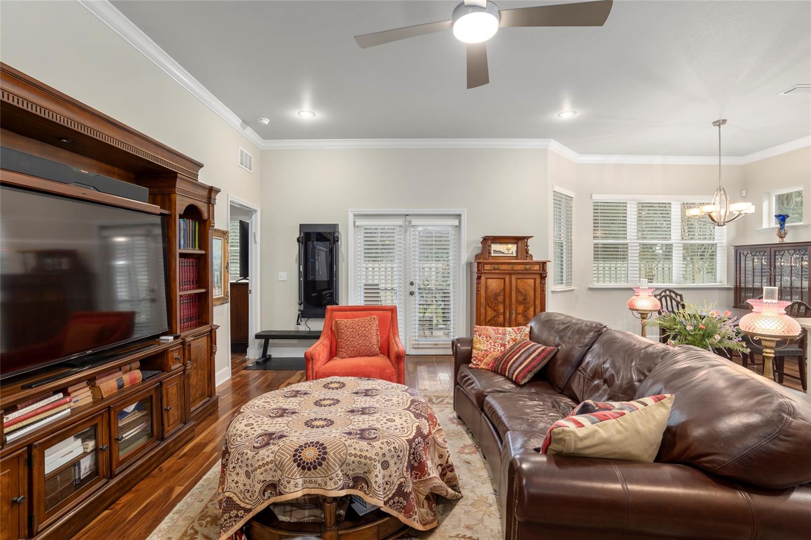 Image 15 of 57 For 6377 48th Drive