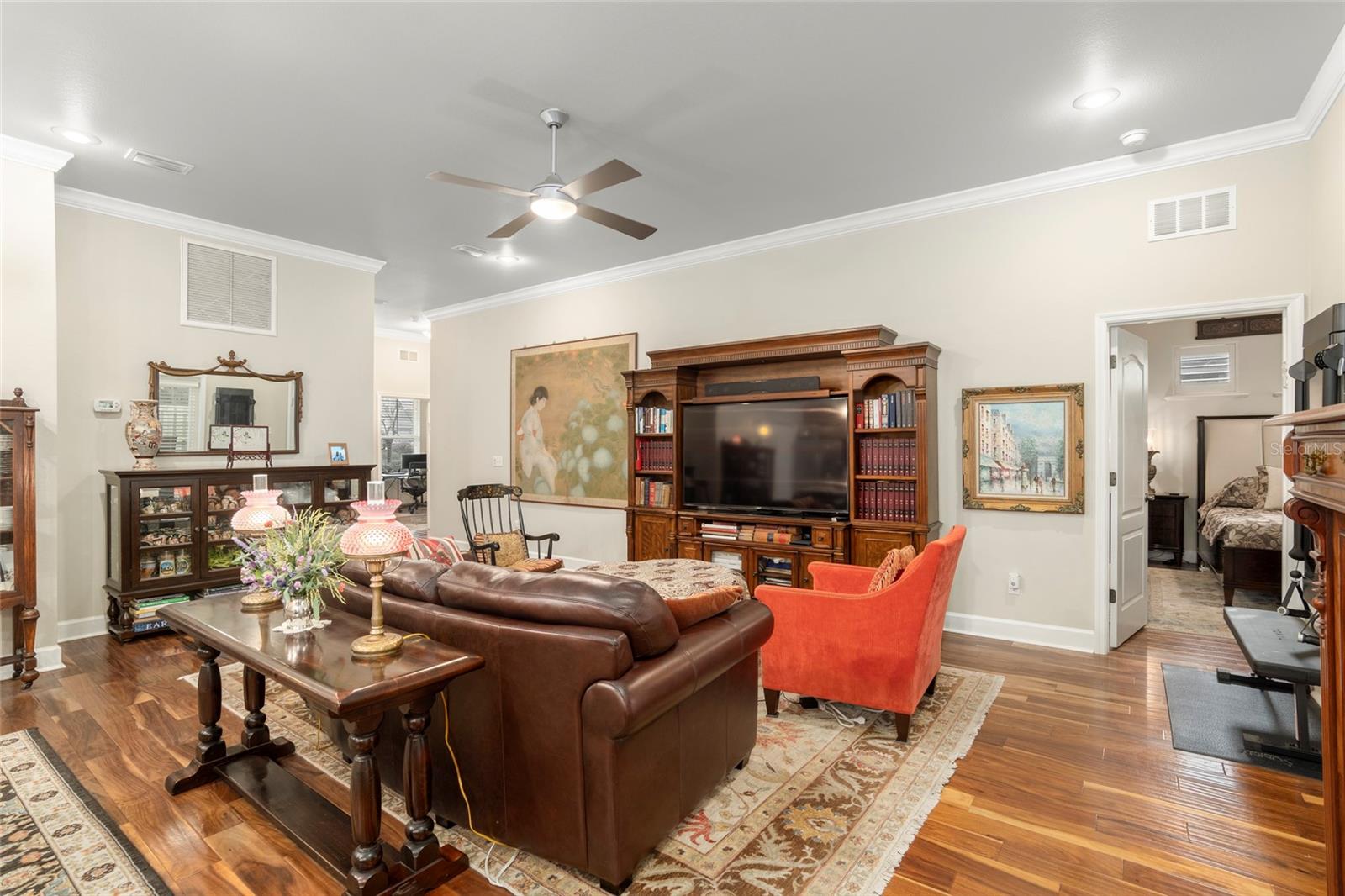 Image 16 of 57 For 6377 48th Drive