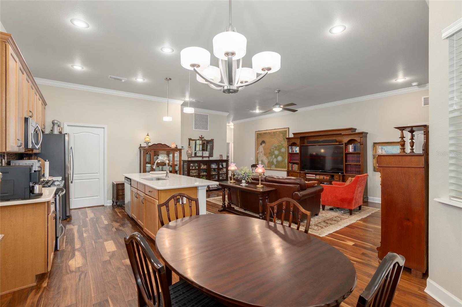 Image 21 of 57 For 6377 48th Drive