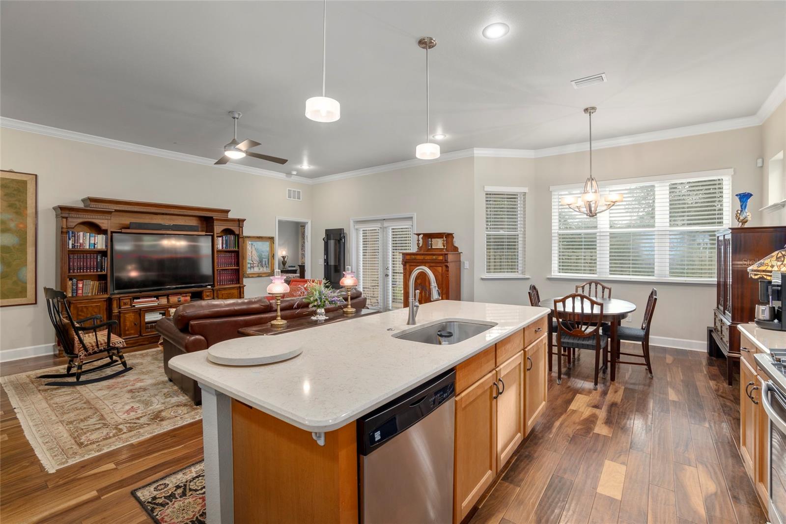 Image 27 of 57 For 6377 48th Drive