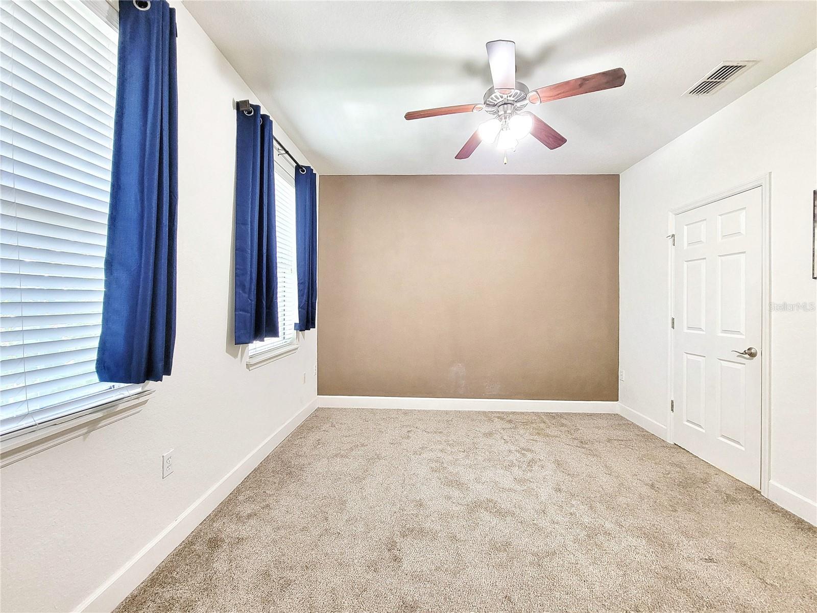 Image 26 of 37 For 2508 35th Place N83