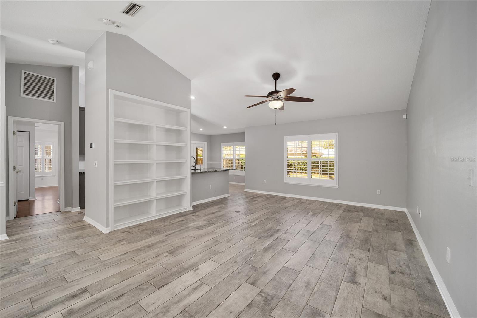 Image 15 of 46 For 7212 81st Drive