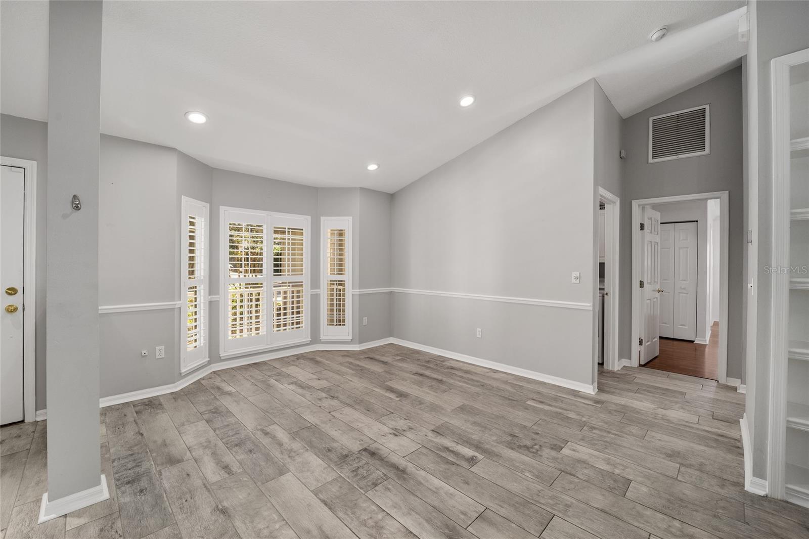 Image 18 of 46 For 7212 81st Drive