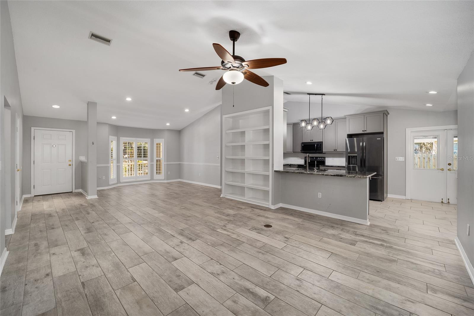 Image 2 of 46 For 7212 81st Drive