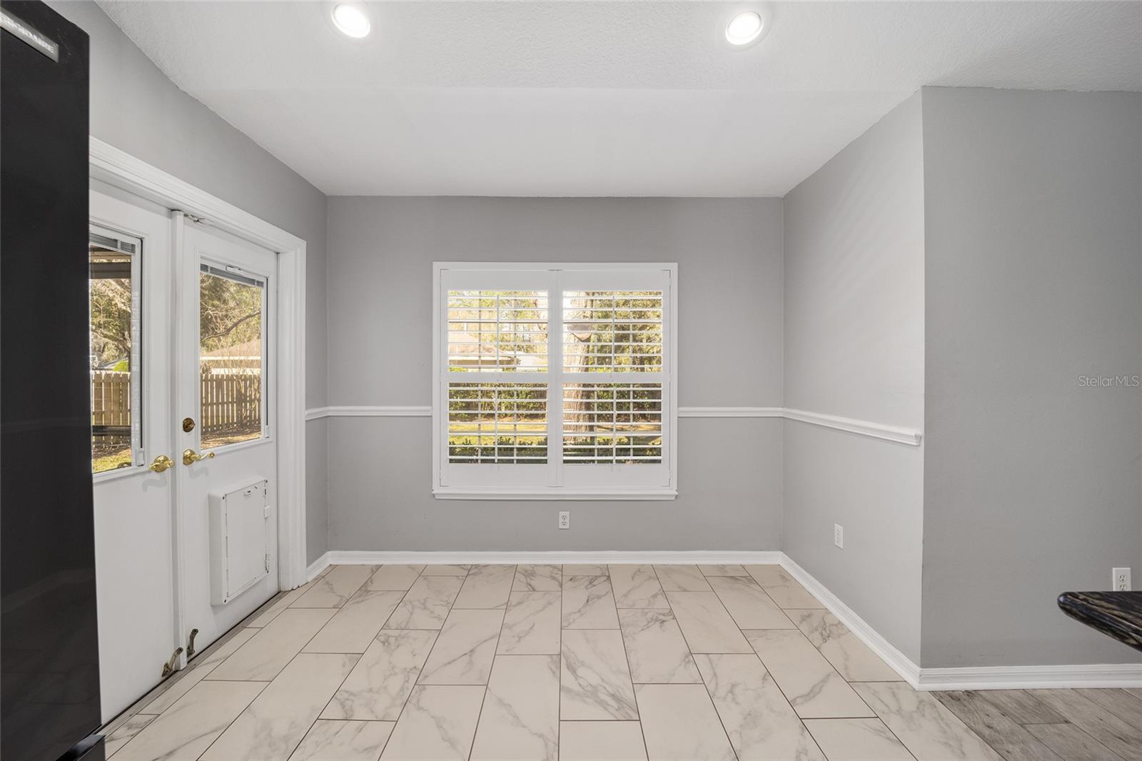 Image 23 of 46 For 7212 81st Drive