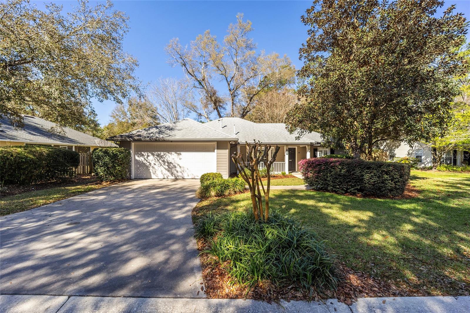 Image 7 of 46 For 7212 81st Drive