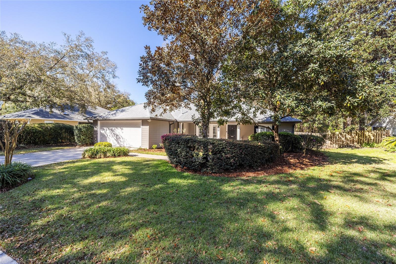 Image 8 of 46 For 7212 81st Drive