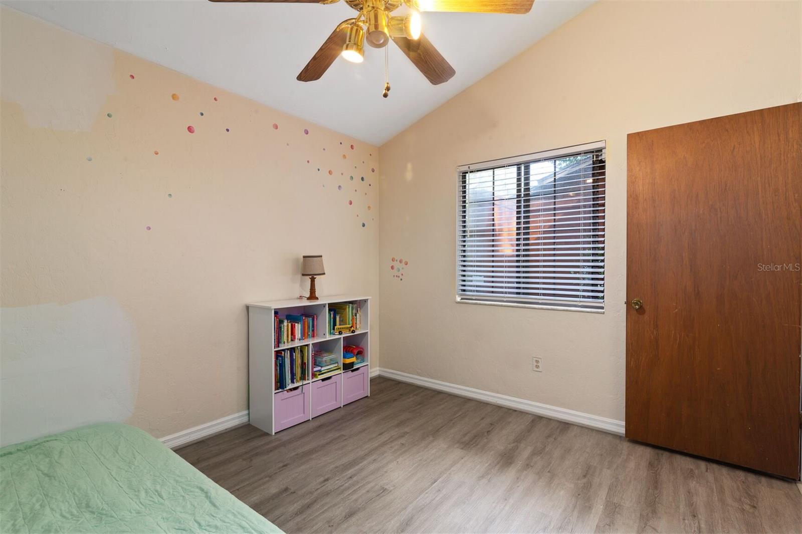 Image 6 of 29 For 945 56th Terrace