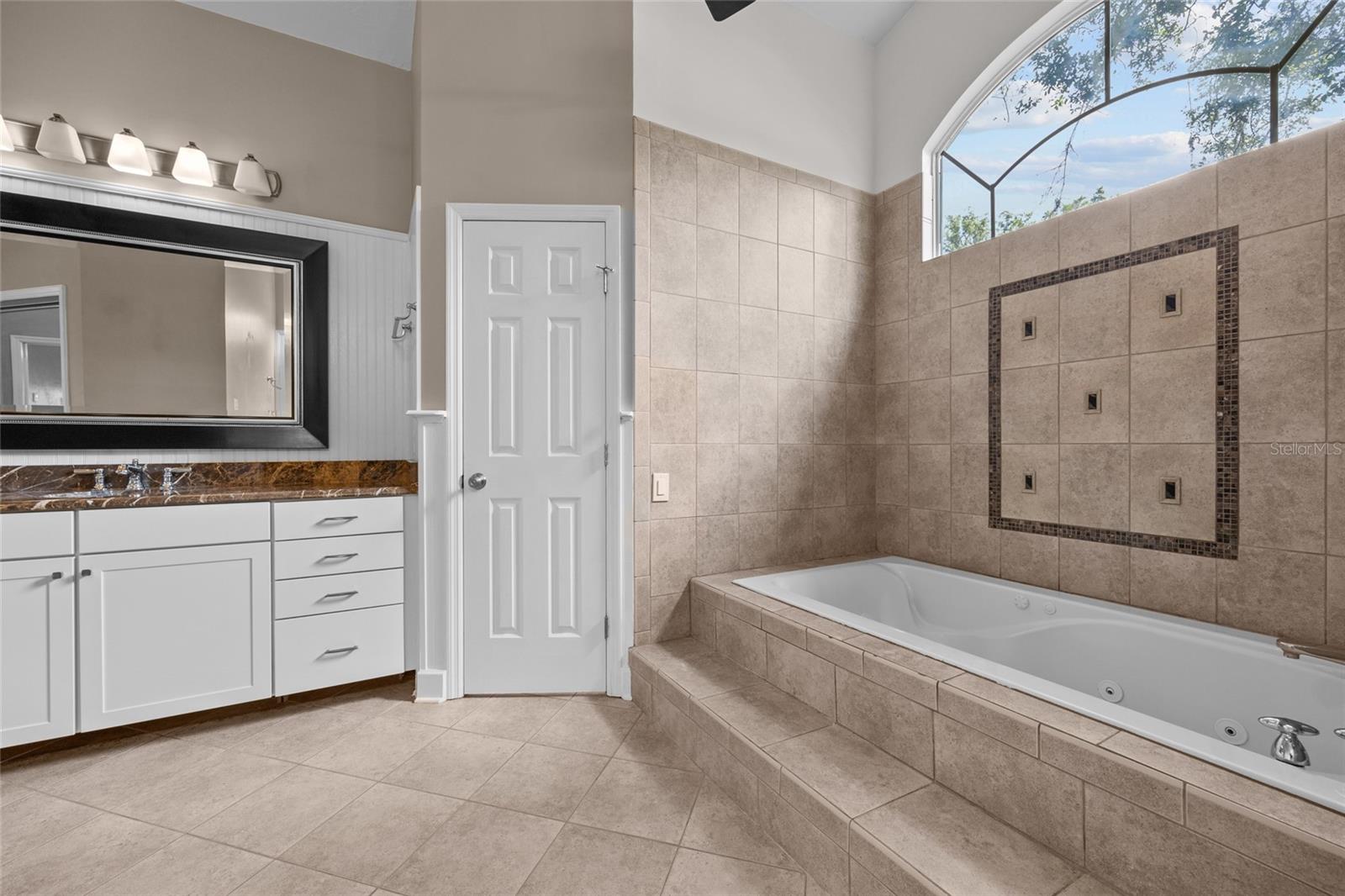 Image 19 of 41 For 4222 94th Drive