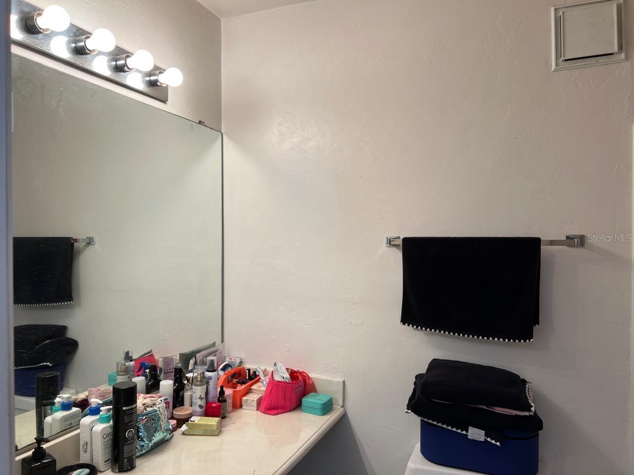 Image 17 of 20 For 3800 20th Avenue Avenue 209