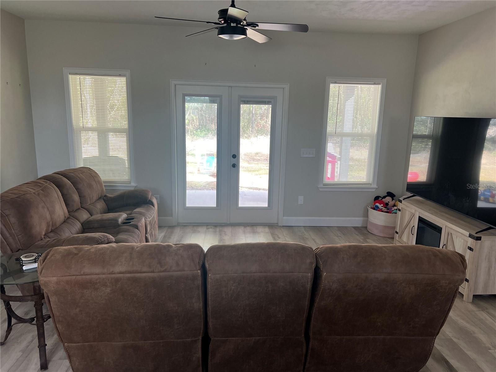 Image 4 of 14 For 7746 70th Avenue