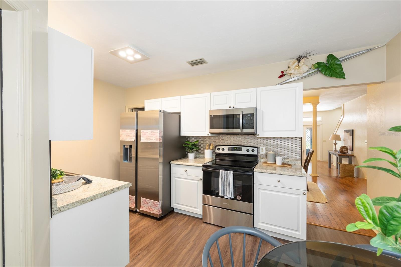 Image 10 of 57 For 914 42nd Terrace