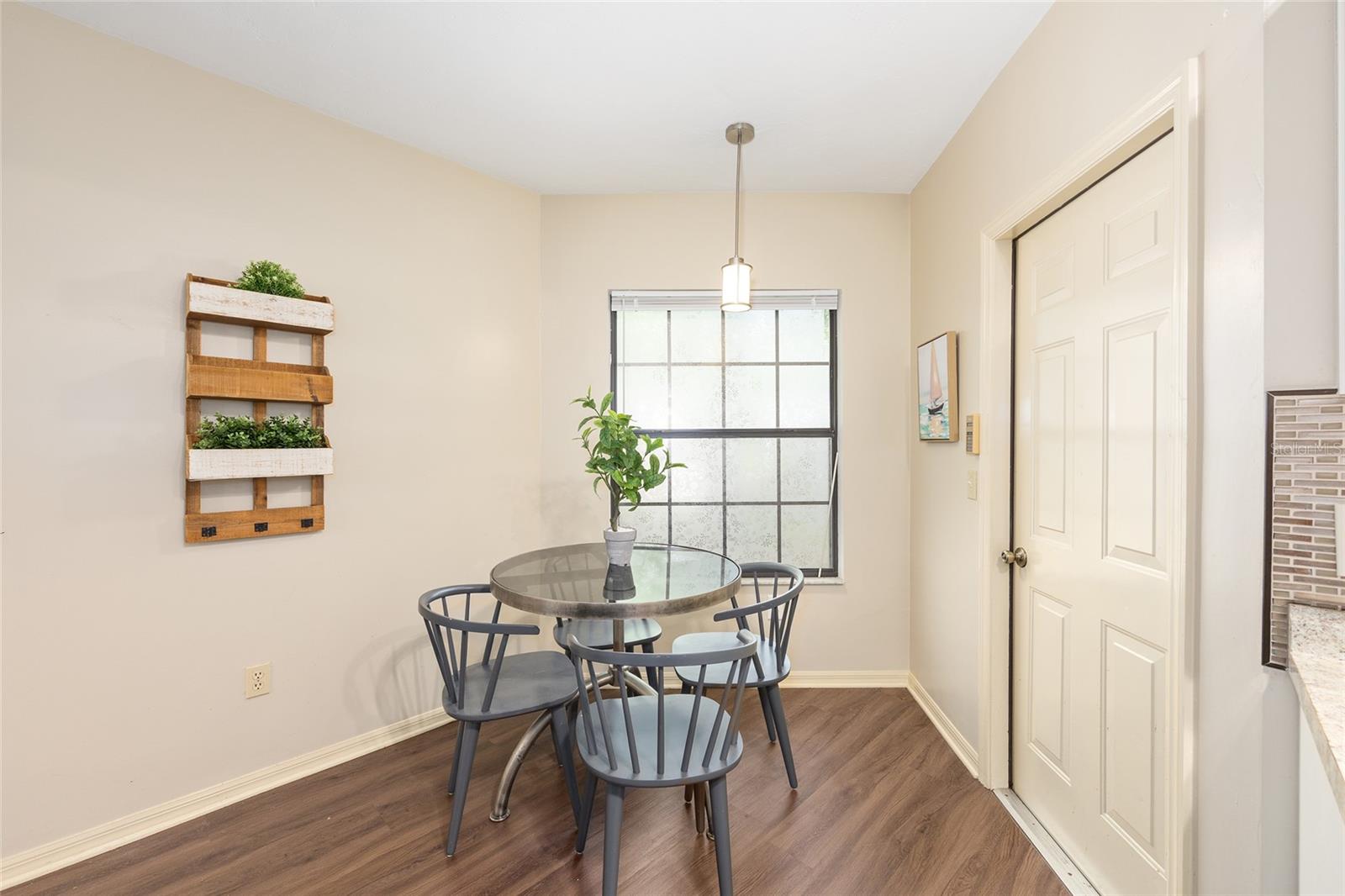 Image 13 of 57 For 914 42nd Terrace