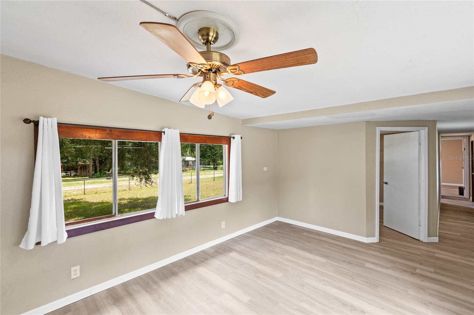 Image 19 of 30 For 6398 Cascade Drive