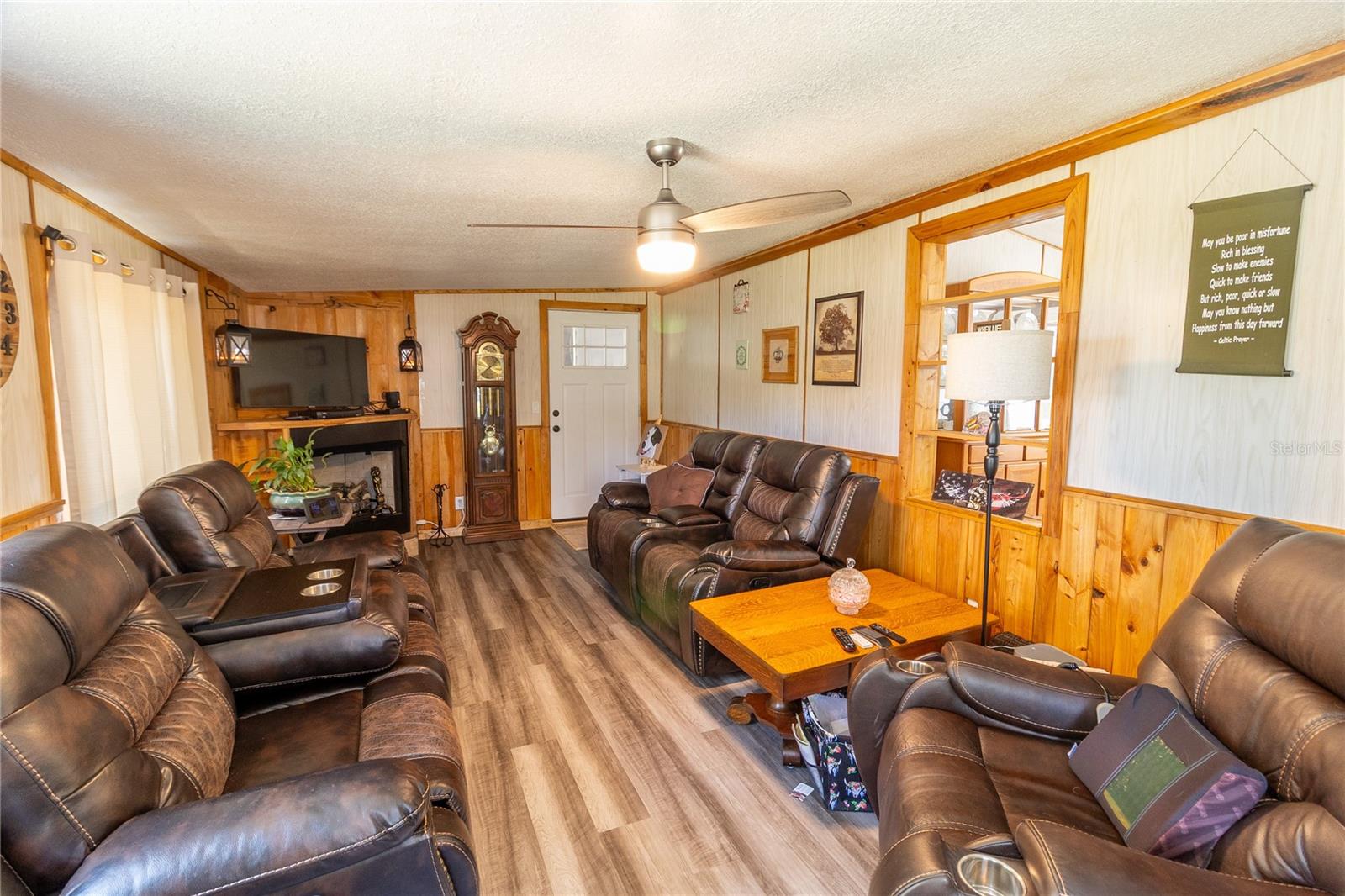 Image 4 of 19 For 731 139th Terrace