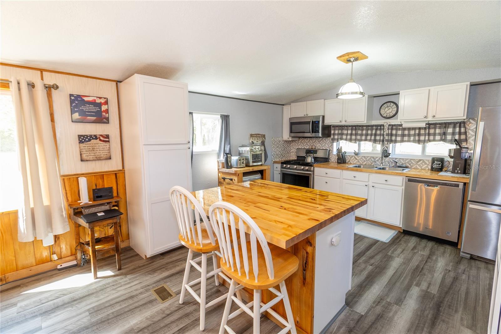 Image 7 of 19 For 731 139th Terrace