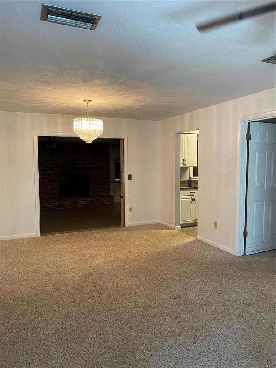 Image 20 of 37 For 625 24th Street