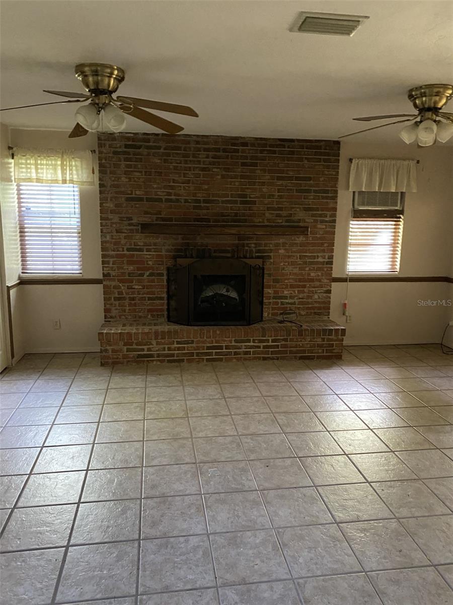 Image 3 of 37 For 625 24th Street