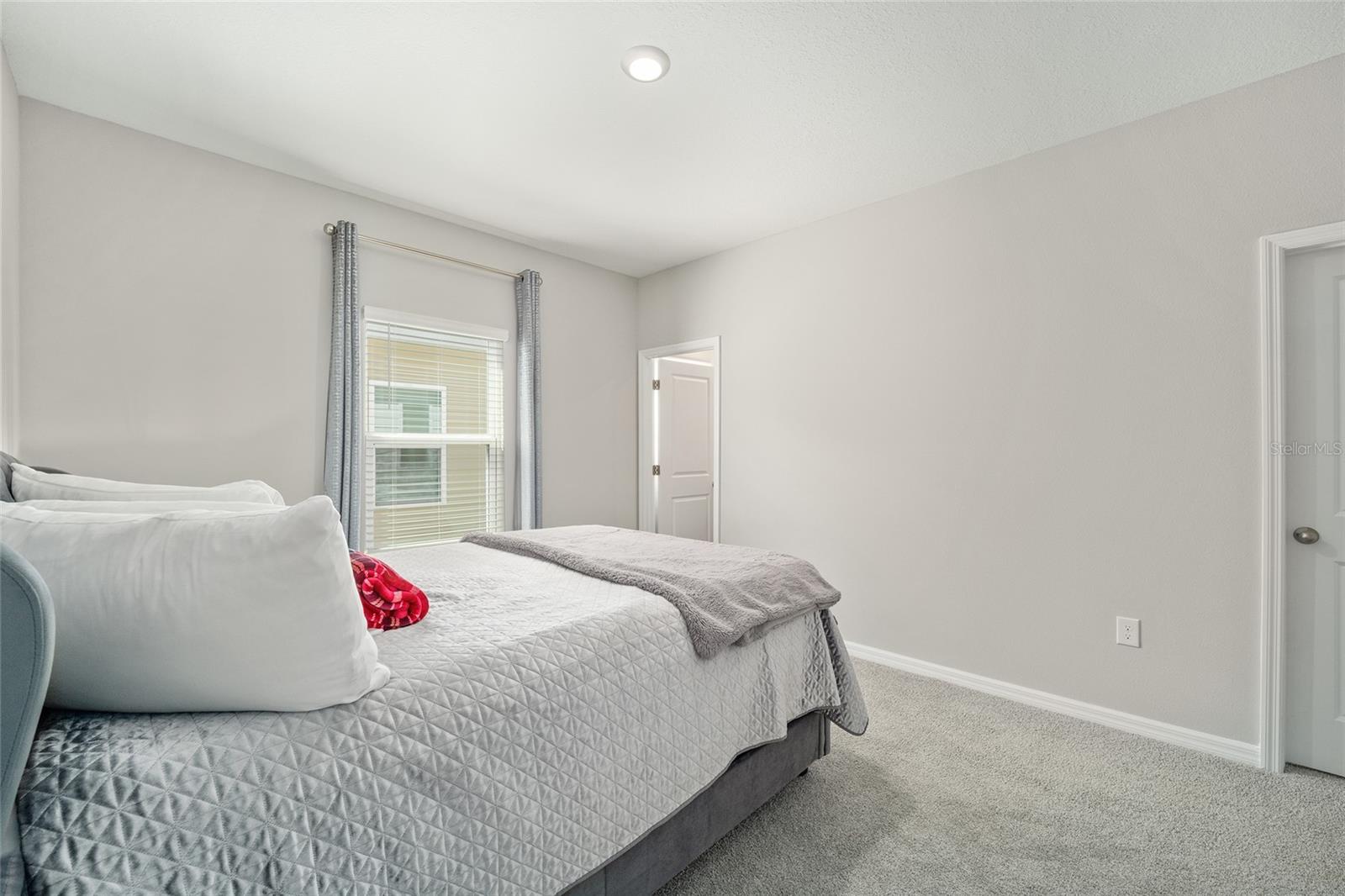 Image 32 of 47 For 1246 246th Terrace