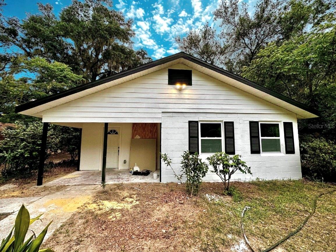 Listing Details for 4120 10th Street, GAINESVILLE, FL 32609