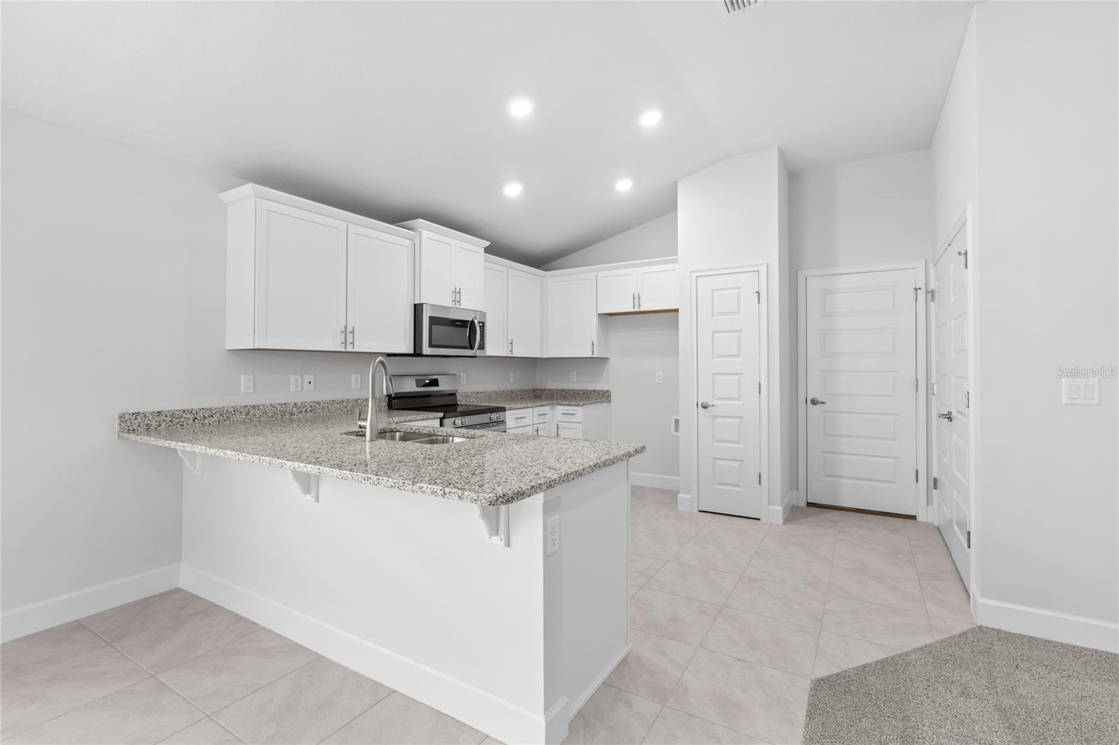 Image 18 of 27 For 12776 162nd Drive