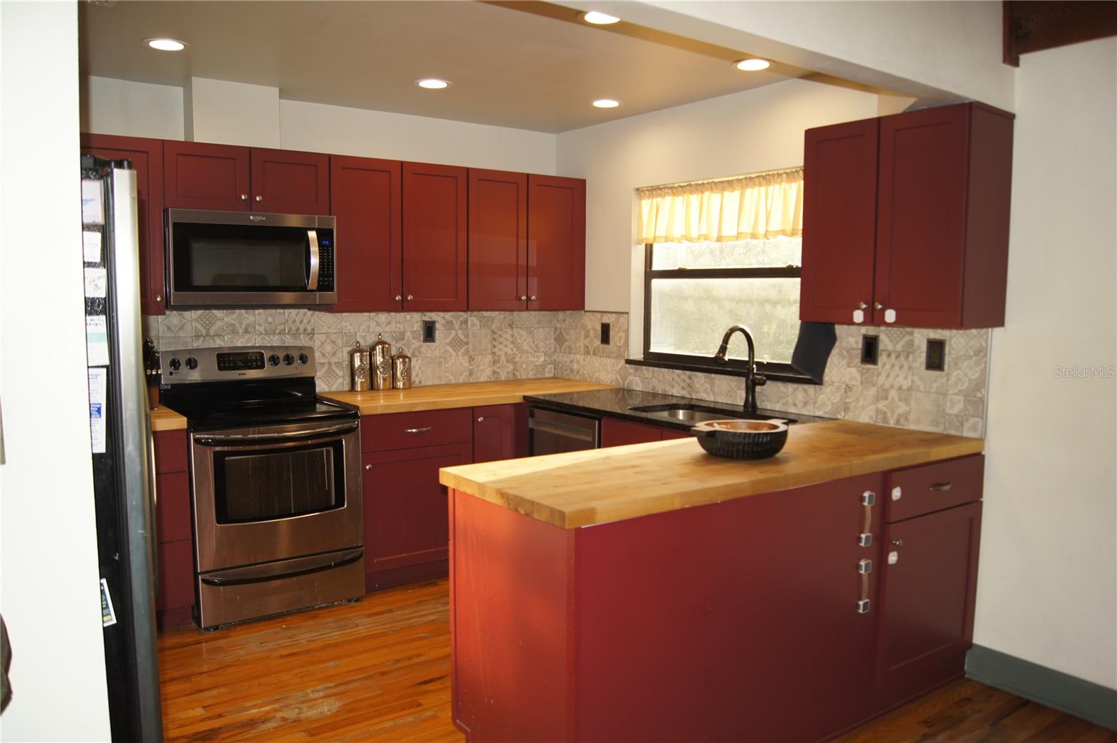 Image 16 of 44 For 11951 57th Street