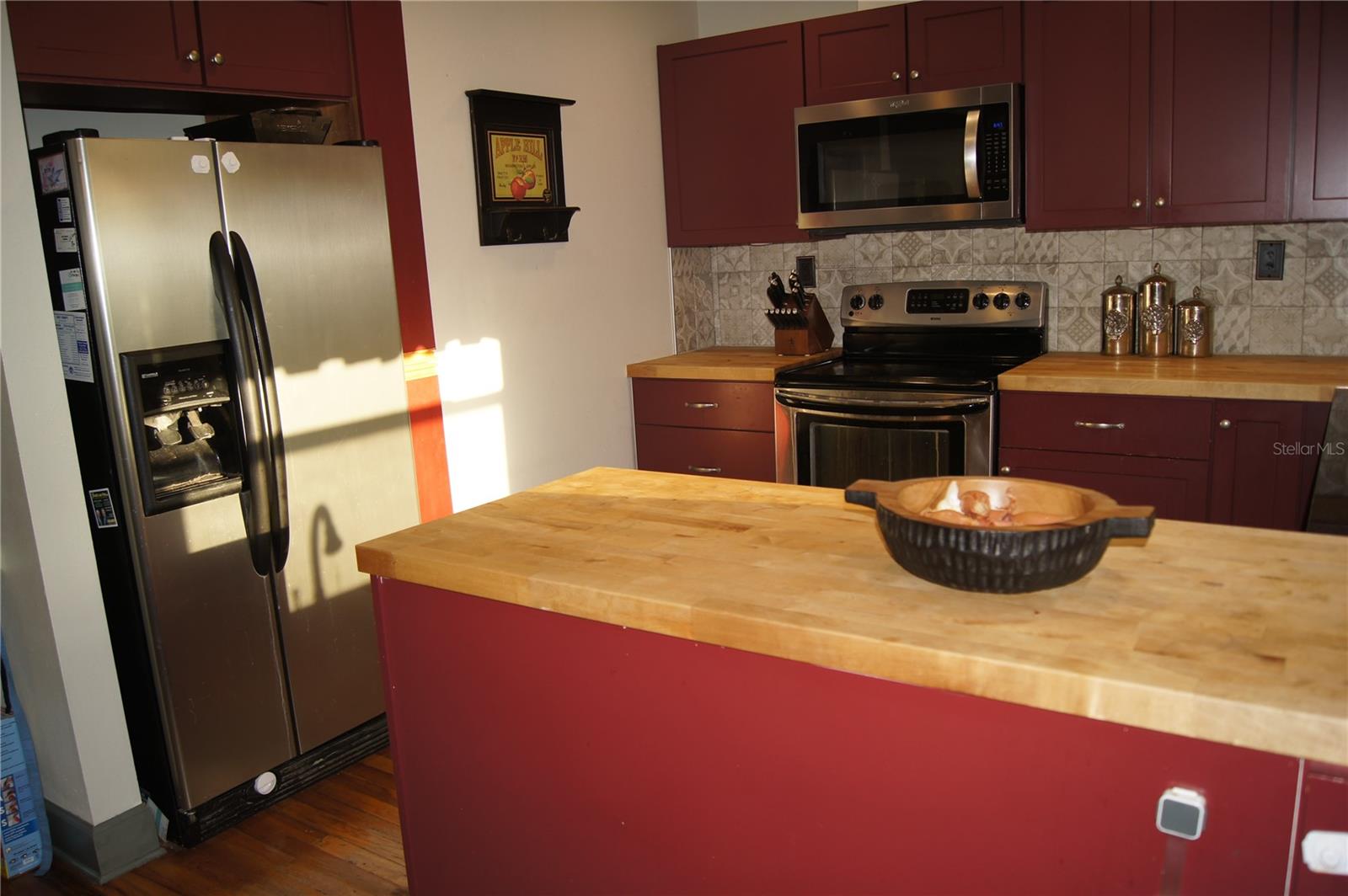 Image 18 of 44 For 11951 57th Street