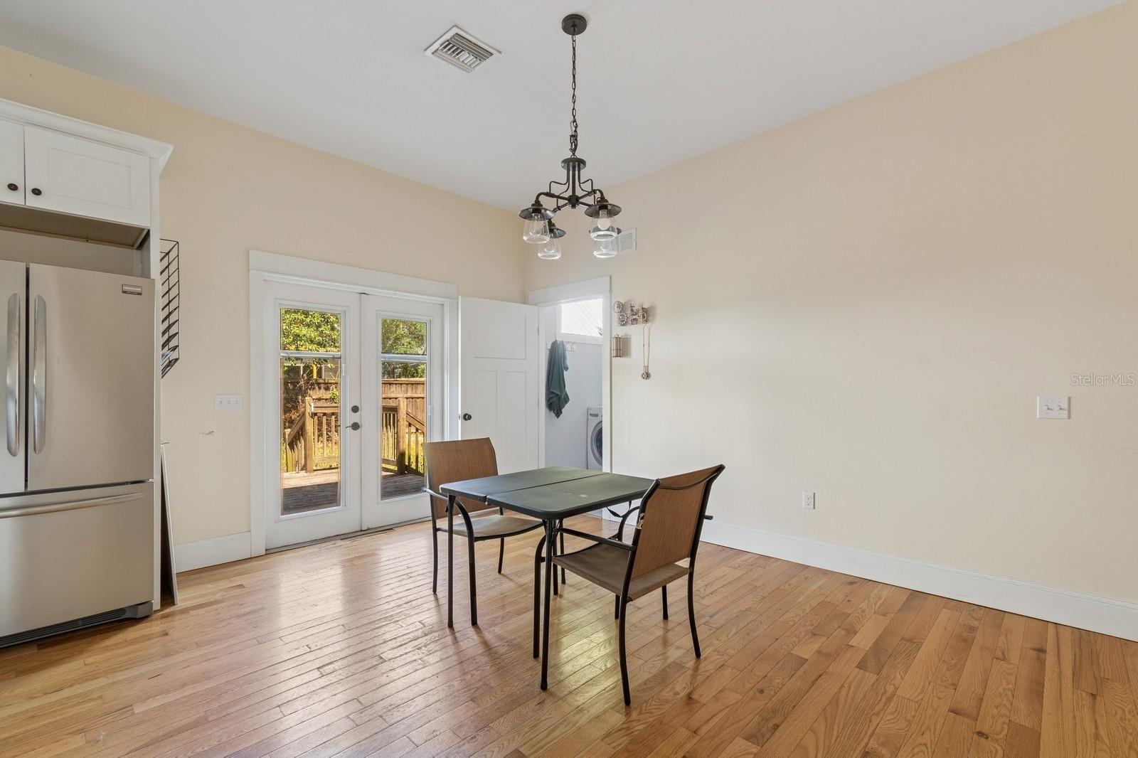 Image 10 of 36 For 620 6th Avenue
