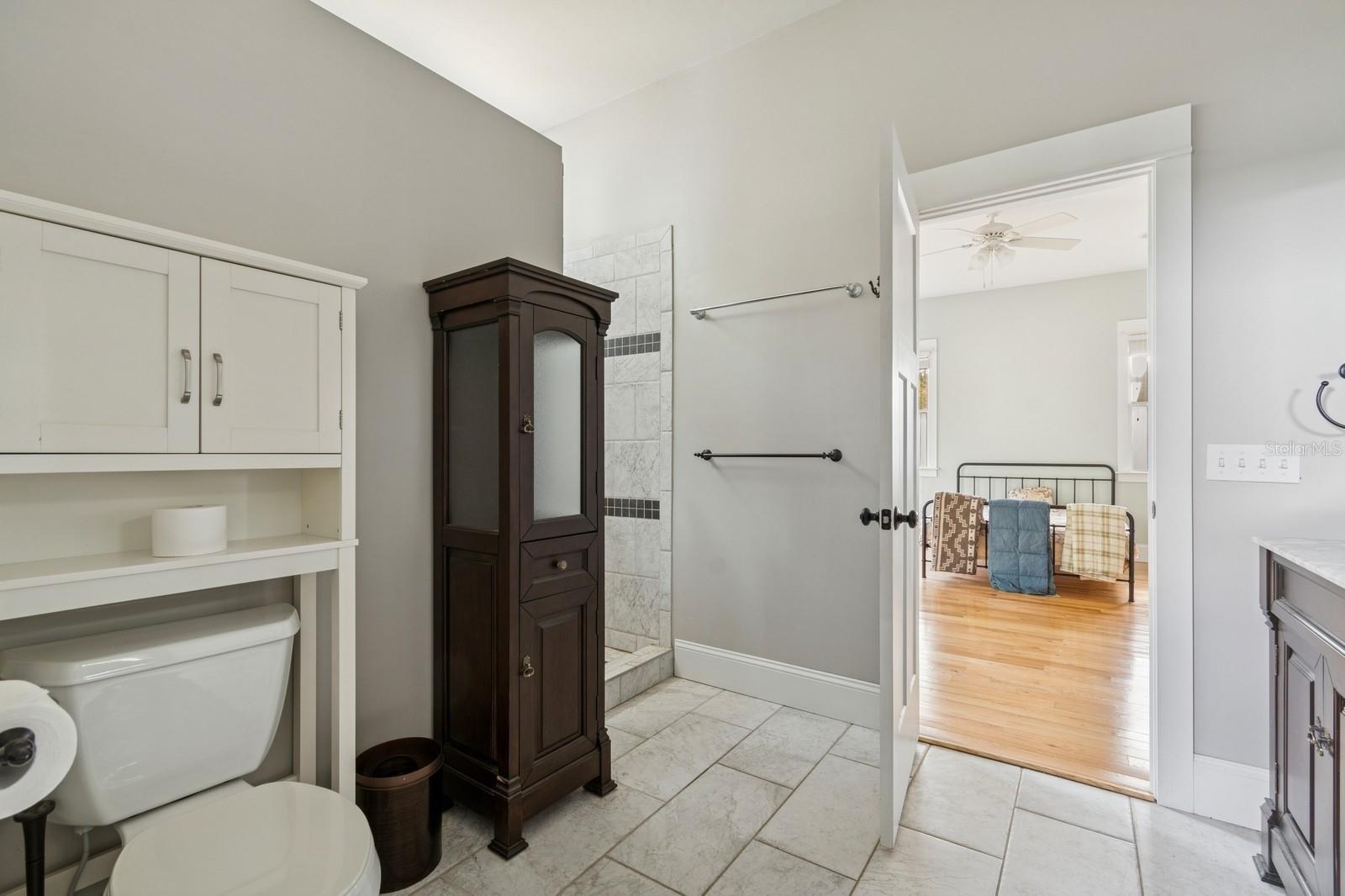 Image 15 of 36 For 620 6th Avenue