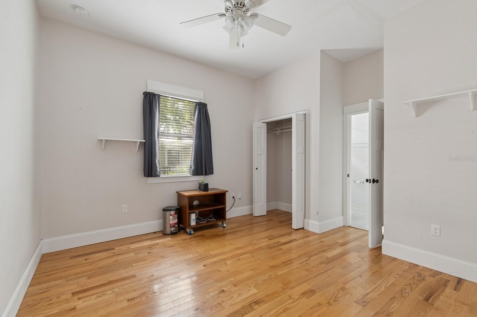 Image 20 of 36 For 620 6th Avenue