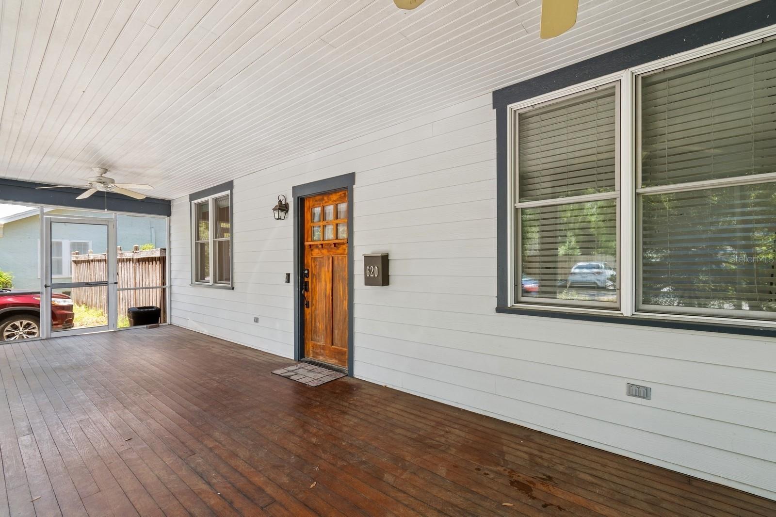 Image 4 of 36 For 620 6th Avenue