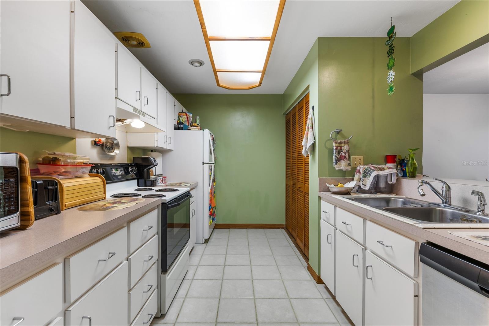 Image 8 of 22 For 2822 14th Drive 307