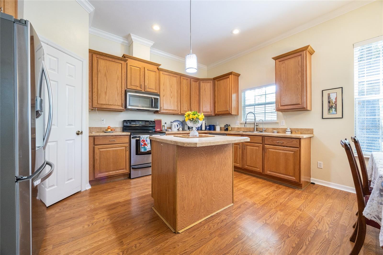 Image 6 of 30 For 2152 144th Street